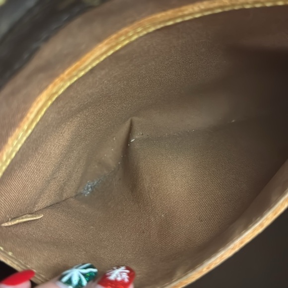 Louis Vuitton Authentic Cabas Mezzo tote - Picture 14 of 17